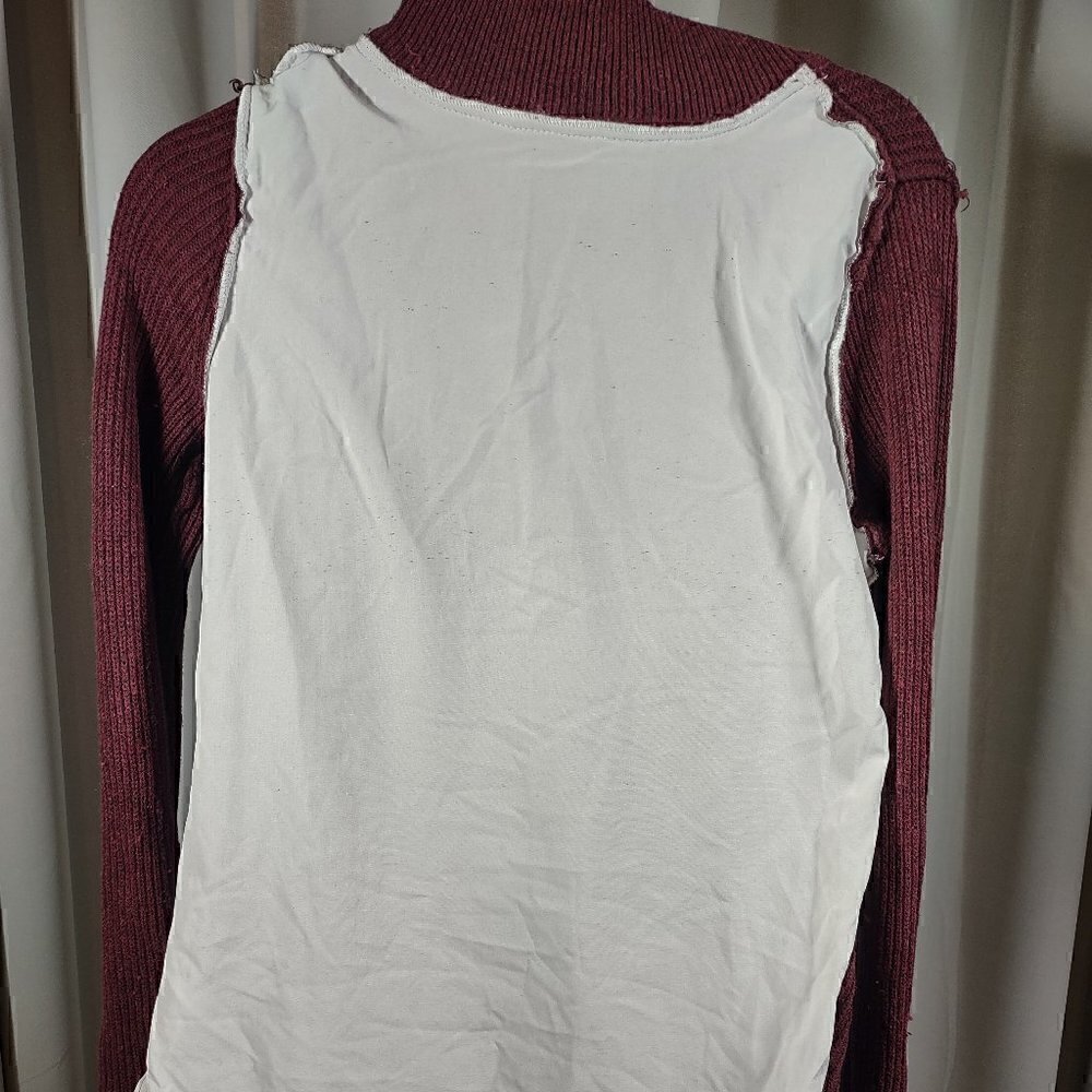 VERA WANG (SIMPLY VERA), BURGUNDY LACE SWEATER, SIZE S - Picture 7 of 12